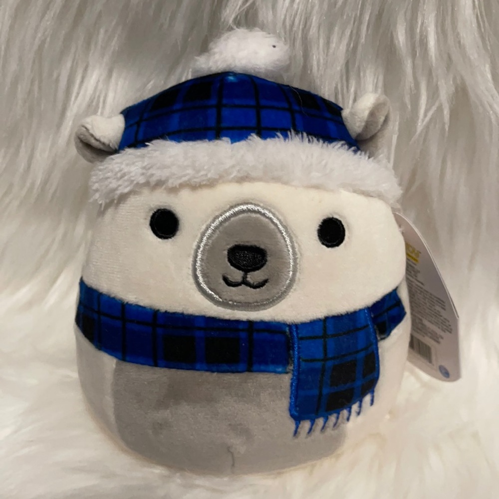 Squishmallow- 5” christmas brooke the polar bear